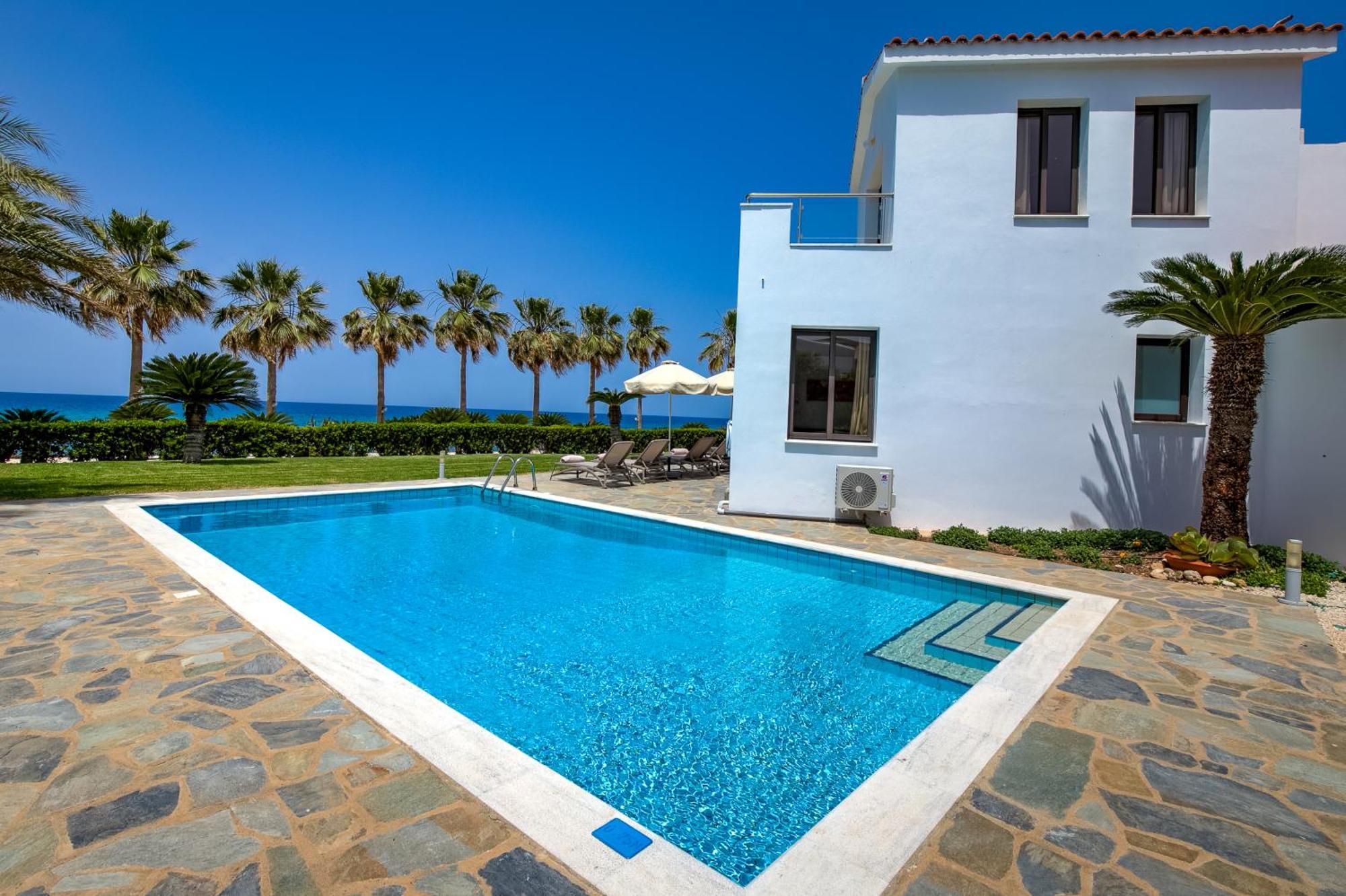 Platzia Beach Villas Paphos Ngoại thất bức ảnh